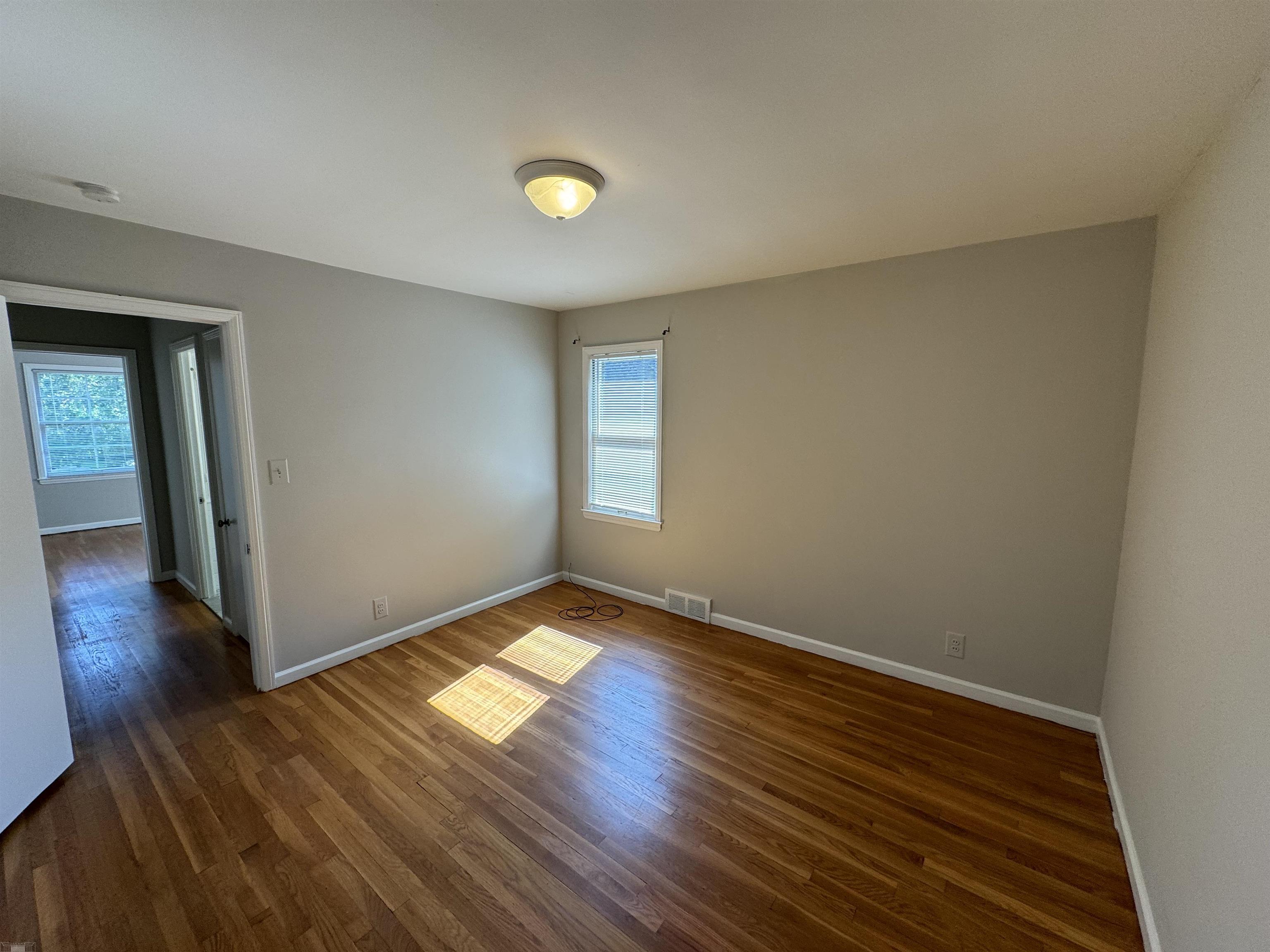 855 Neff Road Grosse Pointe, MI 48230 - Photo 12 of 13 50155482-f46191b1-5d8a-49e4-b2ff-9fccc6ff24f4.JPG