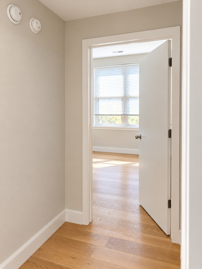 767 West 15th Street, Unit 308 Chicago, IL 60607 - Photo 10 of 31 Gallery Image 10