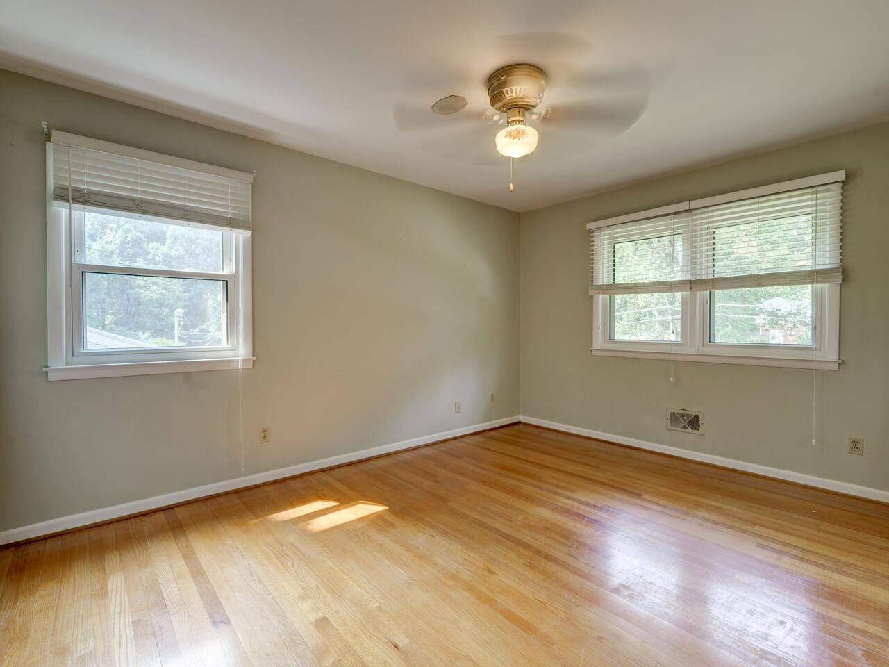 1233 Kingston Ridge Road Cary, NC 27511 - Photo 15 of 30 Bedroom #2 - upper level