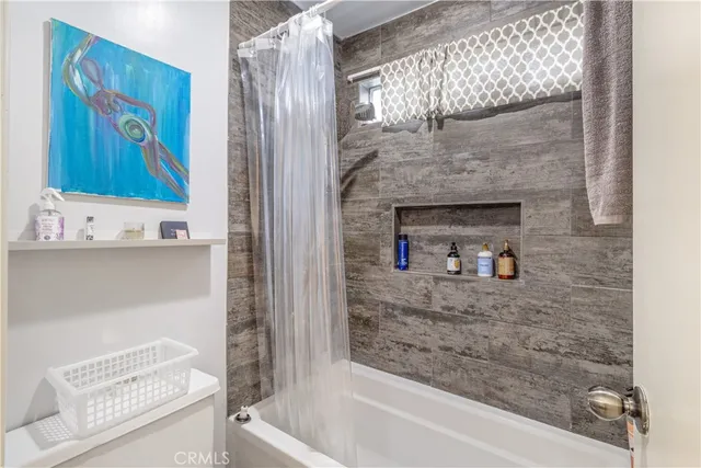 $1,800,000 | 111 Ximeno Avenue, Long Beach, CA 90803