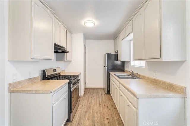 $1,800,000 | 111 Ximeno Avenue, Long Beach, CA 90803