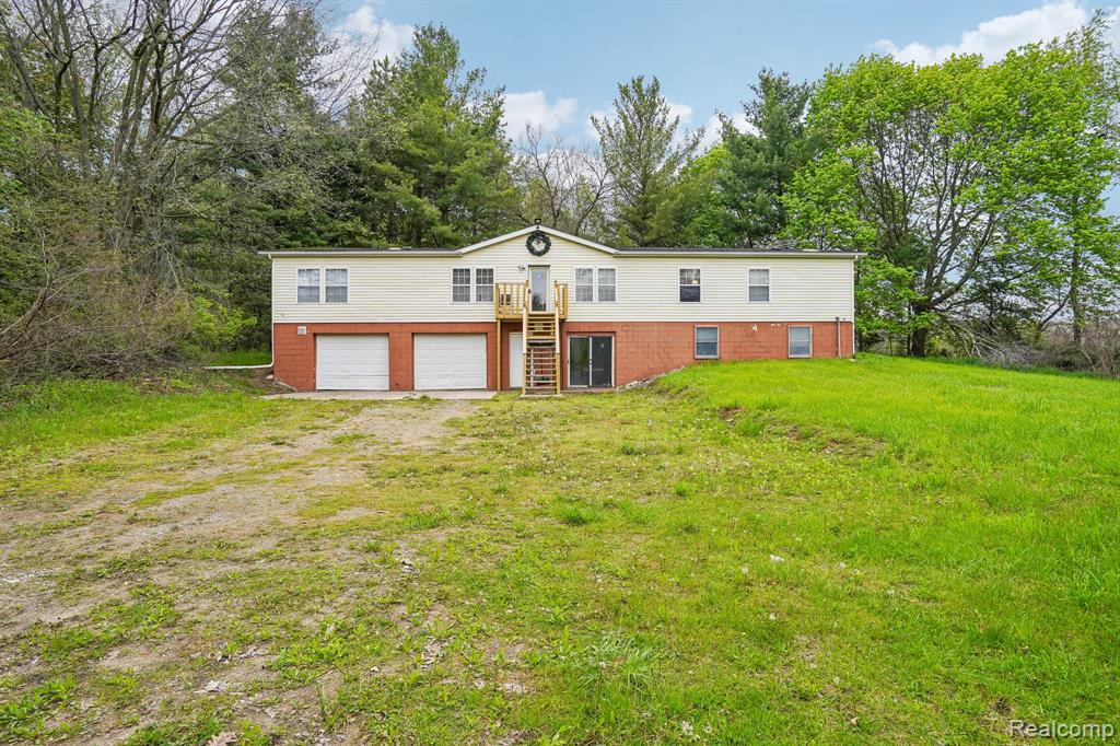 3363 North Branch Road North Branch, MI 48461 - Photo 1 of 38