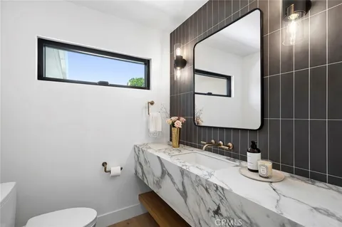 $5,285,000 | 2501 Via Marina, Newport Beach, CA 92660