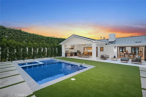 $5,285,000 | 2501 Via Marina, Newport Beach, CA 92660