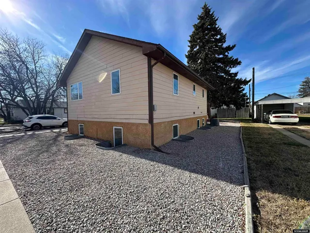 $175,000 | 336 East 19th Avenue, Torrington, WY 82240