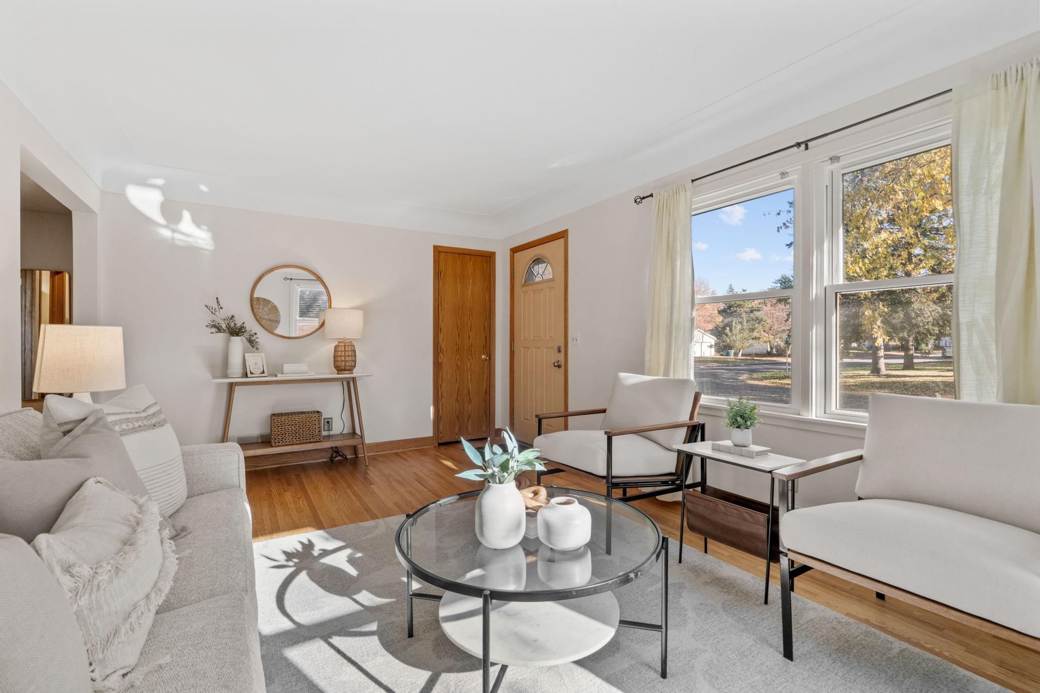 4655 Zane Avenue North Crystal, MN 55422 - Photo 13 of 39