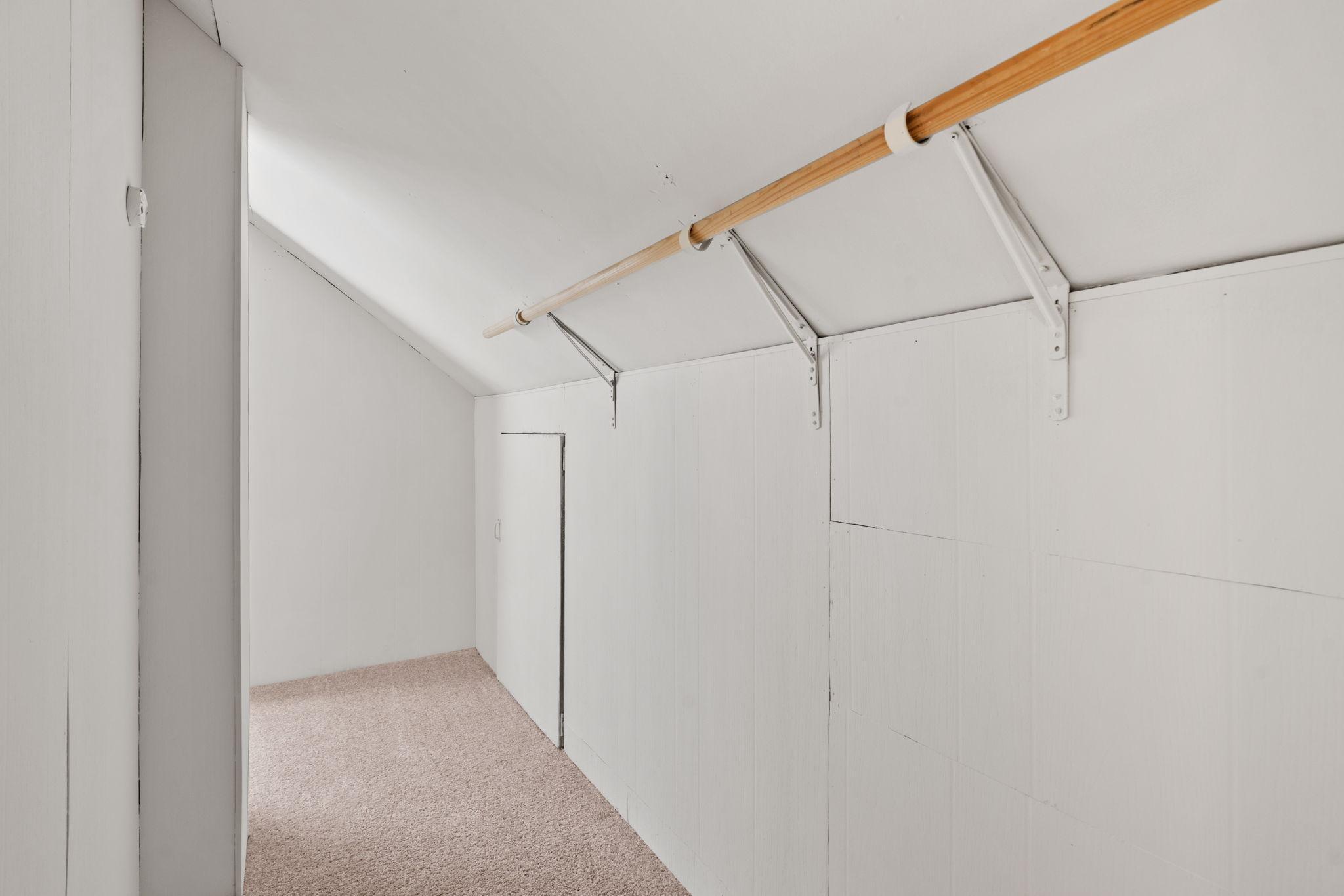 4655 Zane Avenue North Crystal, MN 55422 - Photo 30 of 39