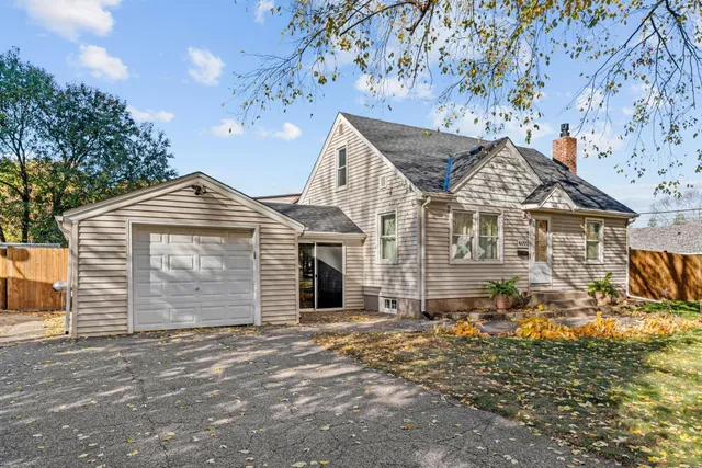 $319,900 | 4655 Zane Avenue North, Crystal, MN 55422