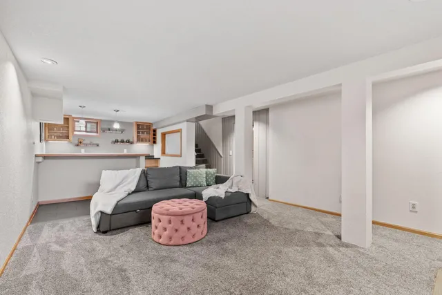 $319,900 | 4655 Zane Avenue North, Crystal, MN 55422