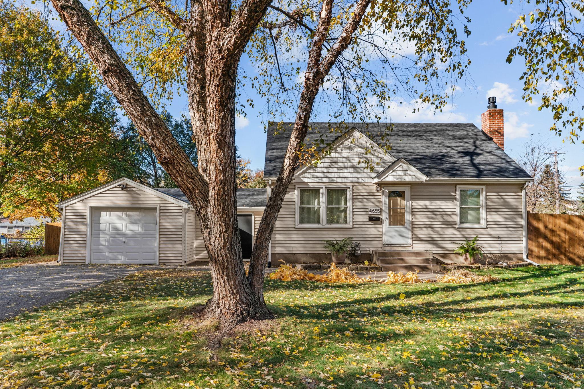 4655 Zane Avenue North Crystal, MN 55422 - Photo 4 of 39