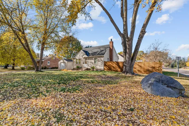 $319,900 | 4655 Zane Avenue North, Crystal, MN 55422