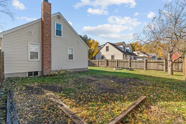 $319,900 | 4655 Zane Avenue North, Crystal, MN 55422