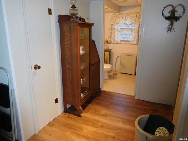 $174,900 | 204 Seckman Drive, Colchester, IL 62326