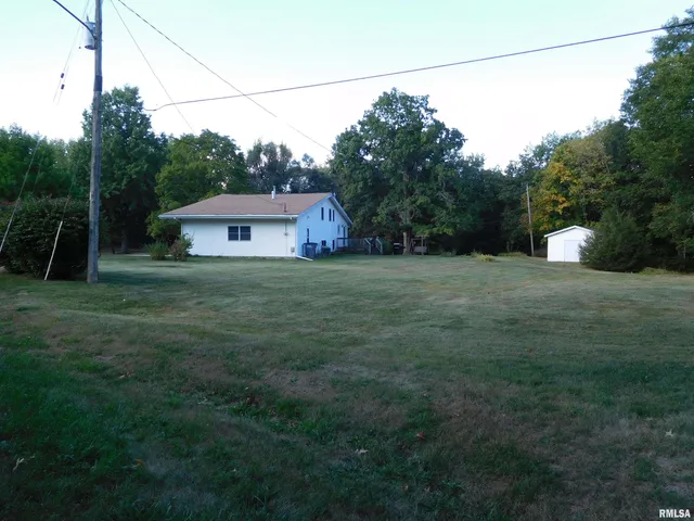 $174,900 | 204 Seckman Drive, Colchester, IL 62326