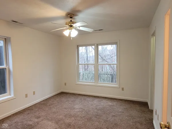 $950 | 250 Locust Lane, Unit 1A, Nashville, IN 47448