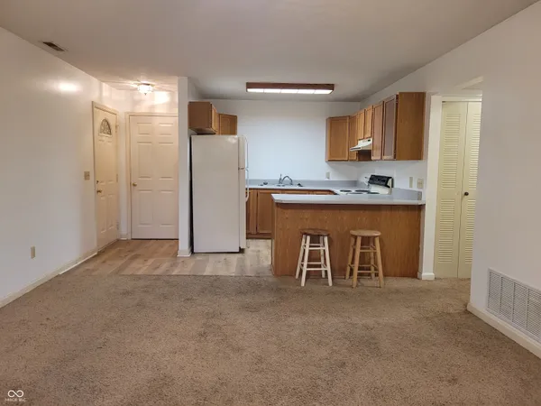 $950 | 250 Locust Lane, Unit 1A, Nashville, IN 47448