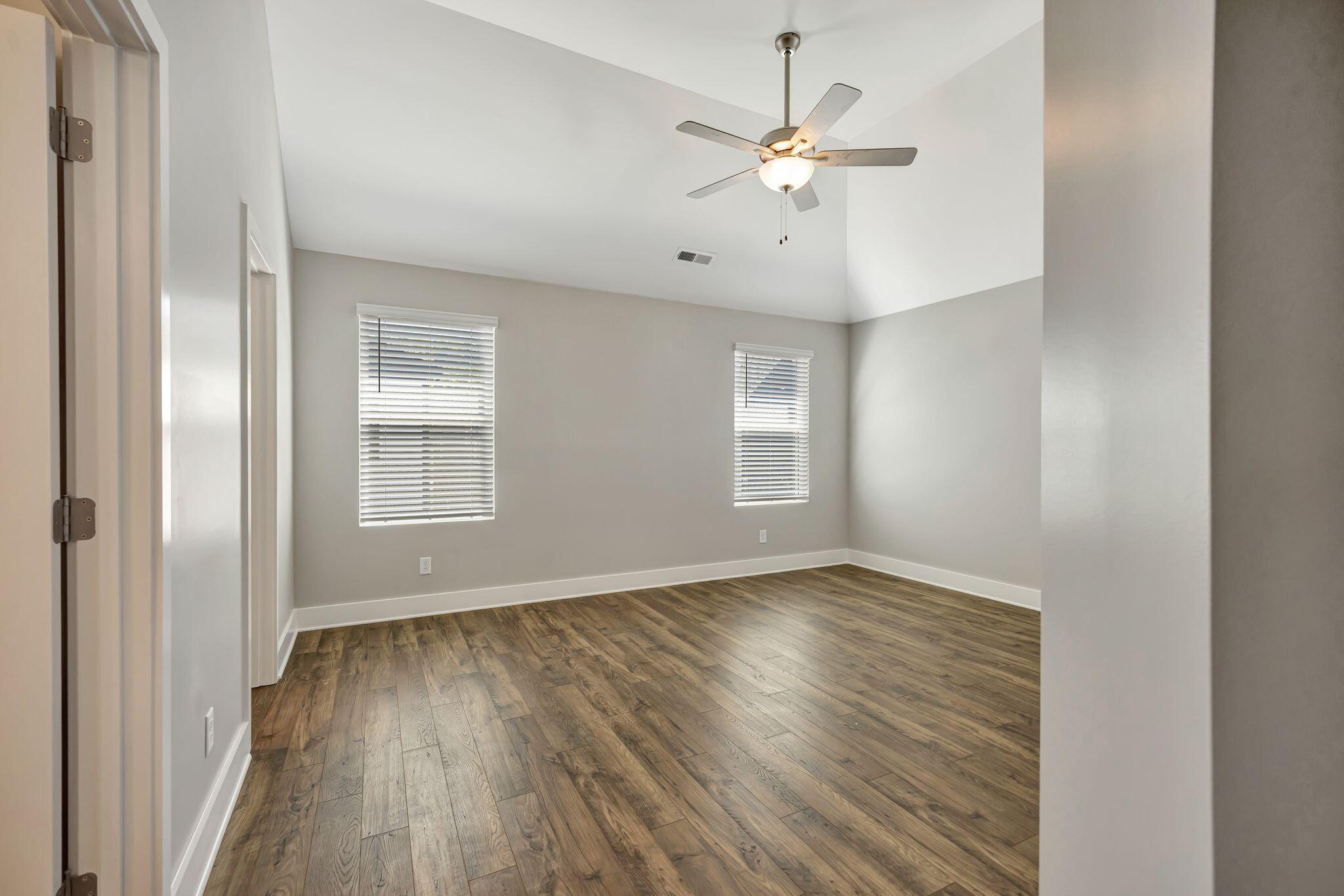 1616 Cotton Way Chattanooga, TN 37404 - Photo 29 of 43 Example Interior 21