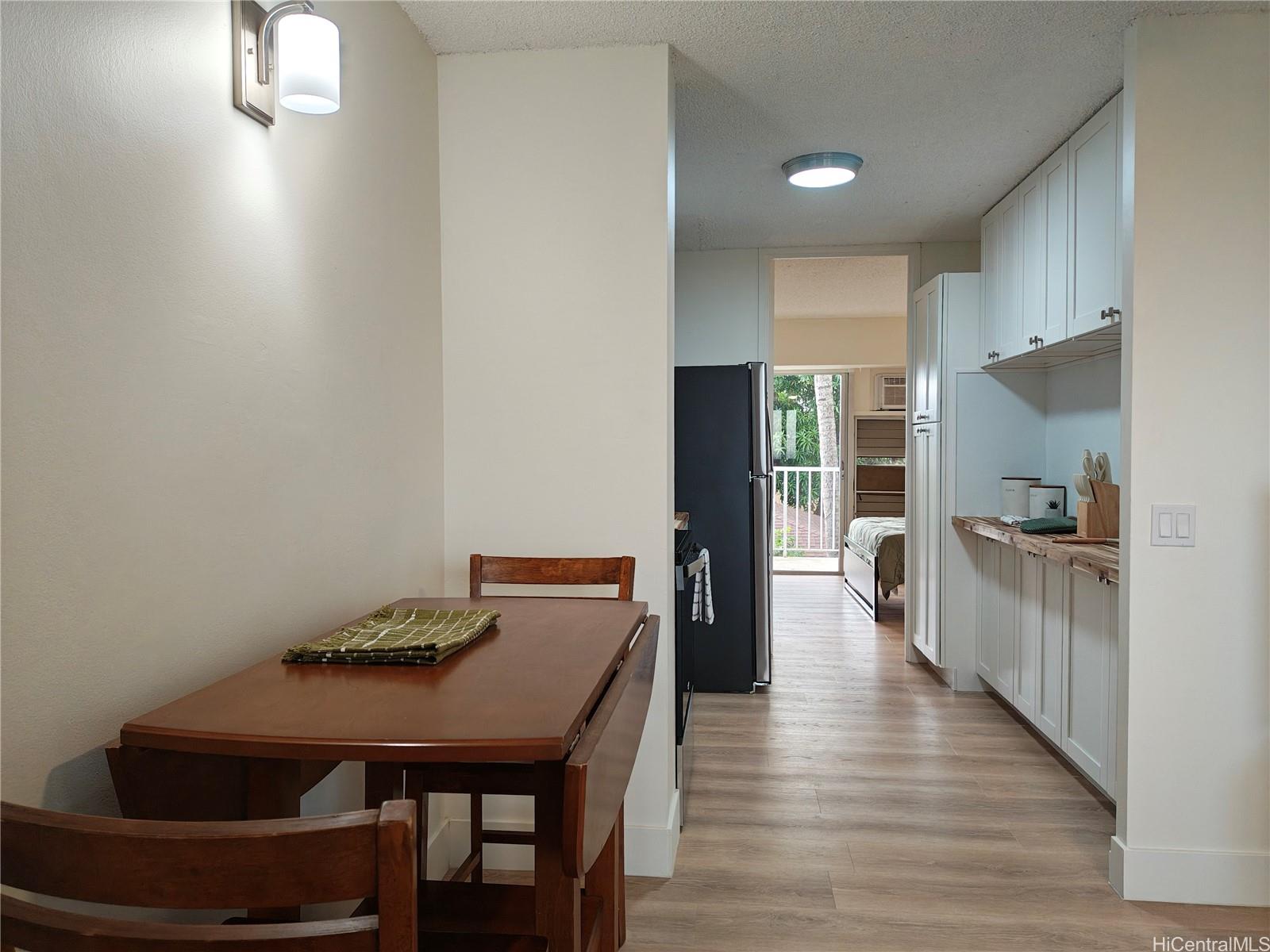 1516 Ward Avenue, Unit 302 Honolulu, HI 96822 - Photo 4 of 16