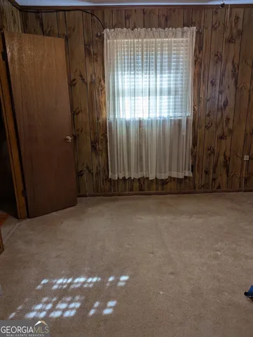 a view of a storage & utility room