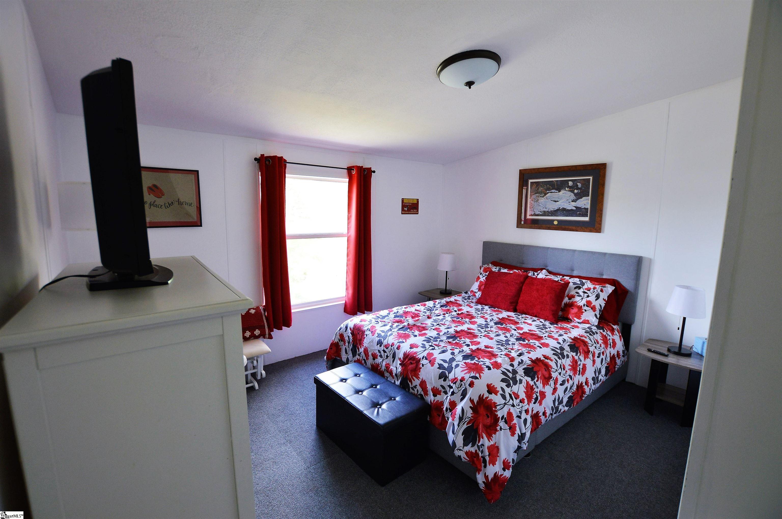 2116 Lamb Mountain Road Hendersonville, NC 28792 - Photo 17 of 29