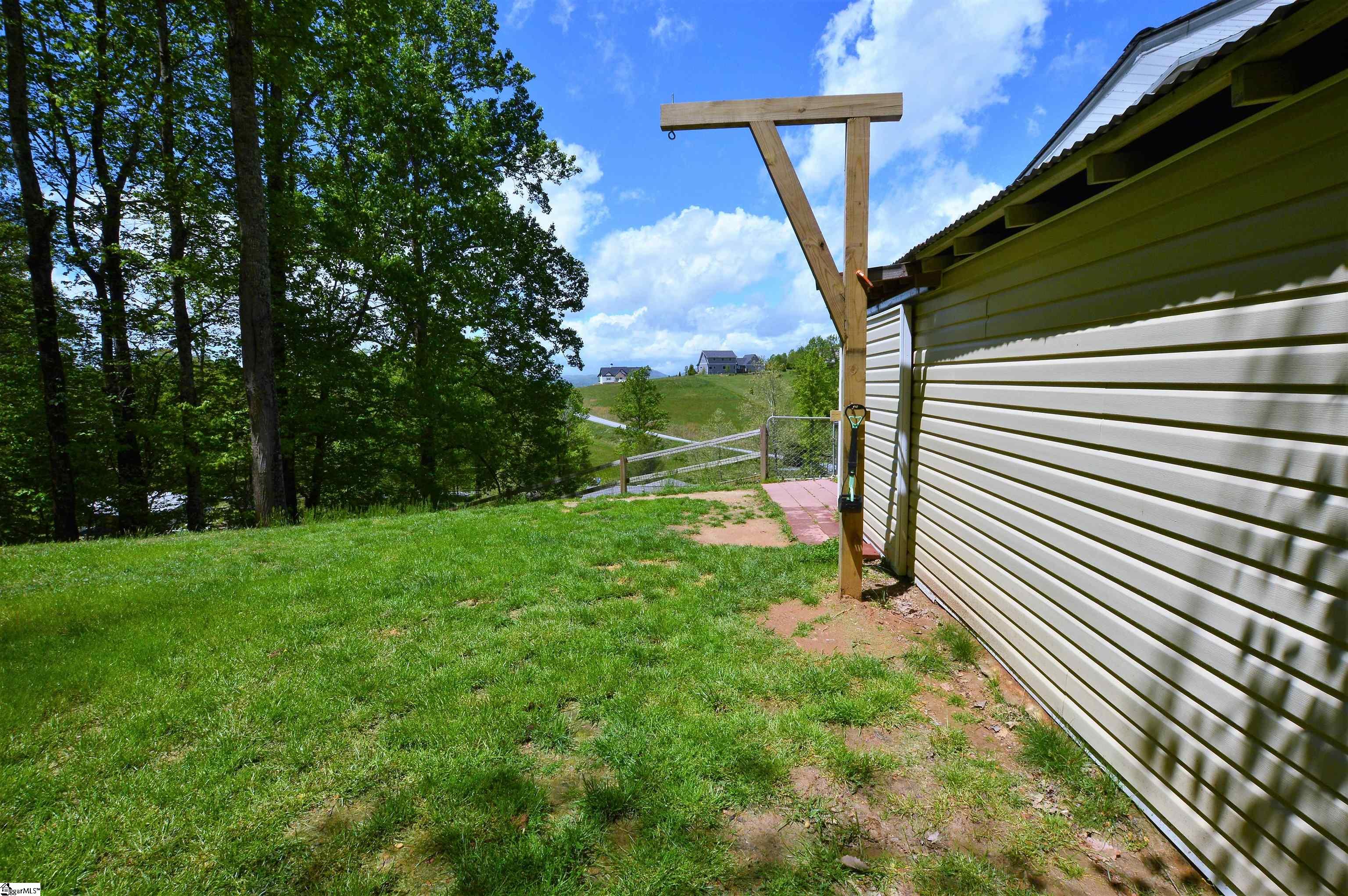 2116 Lamb Mountain Road Hendersonville, NC 28792 - Photo 20 of 29