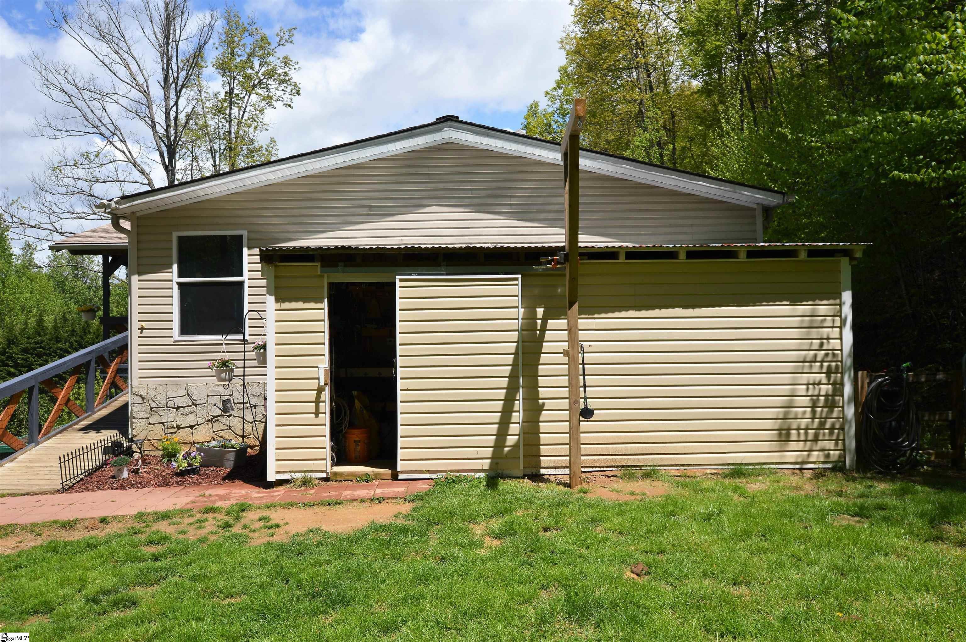 2116 Lamb Mountain Road Hendersonville, NC 28792 - Photo 23 of 29