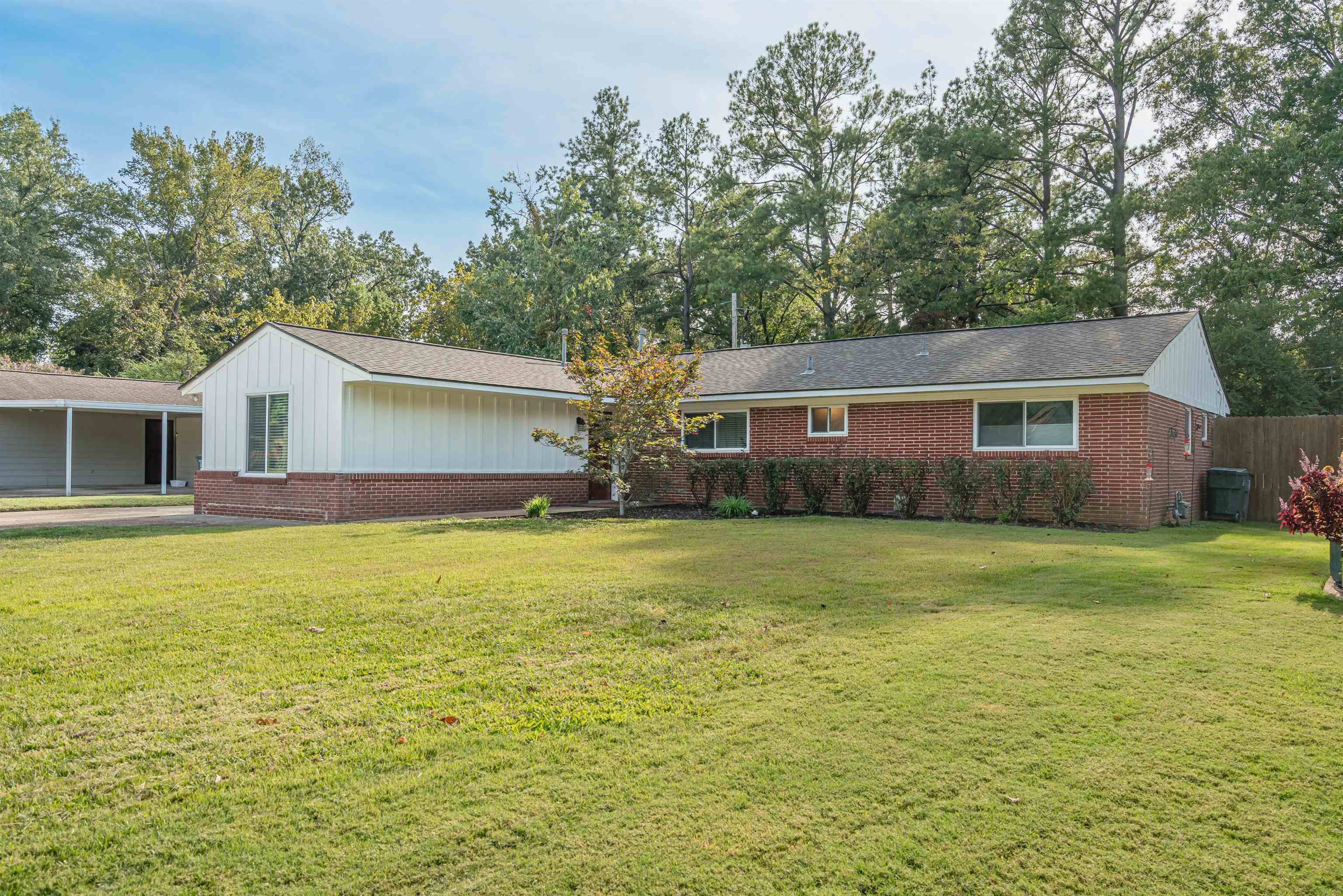 367 Green Acres Road Memphis, TN 38117 - Photo 27 of 27 a house view with a outdoor space