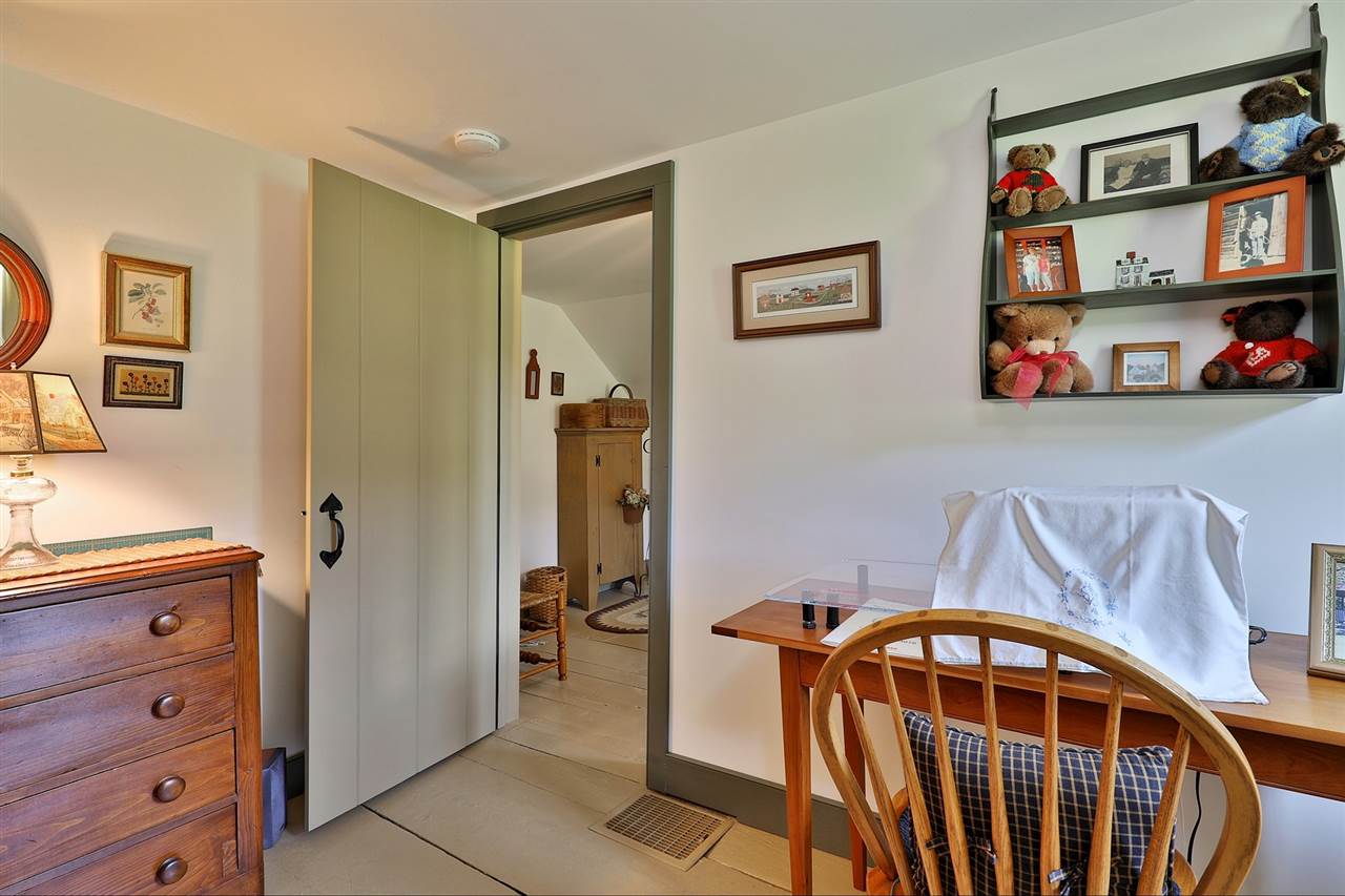 806 Breezy Hill Road Springfield, VT 05156 - Photo 24 of 40