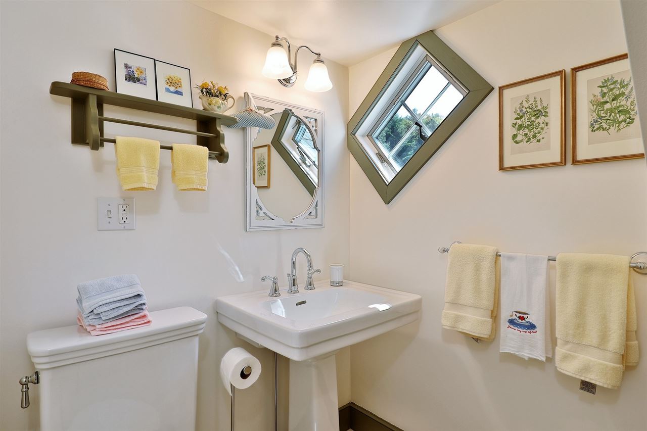 806 Breezy Hill Road Springfield, VT 05156 - Photo 27 of 40