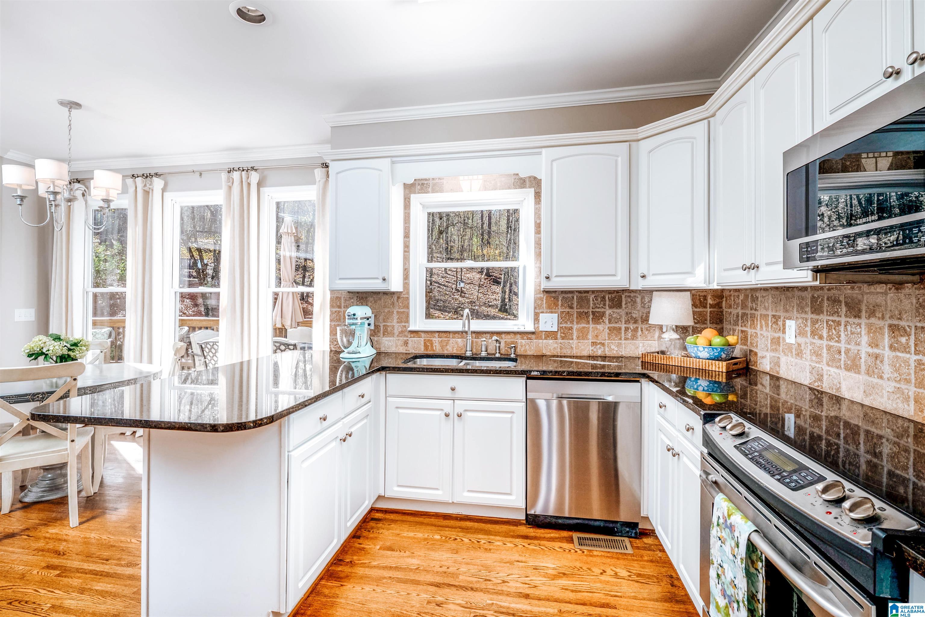 133 Broadmoor Lane Alabaster, AL 35007 - Photo 8 of 50