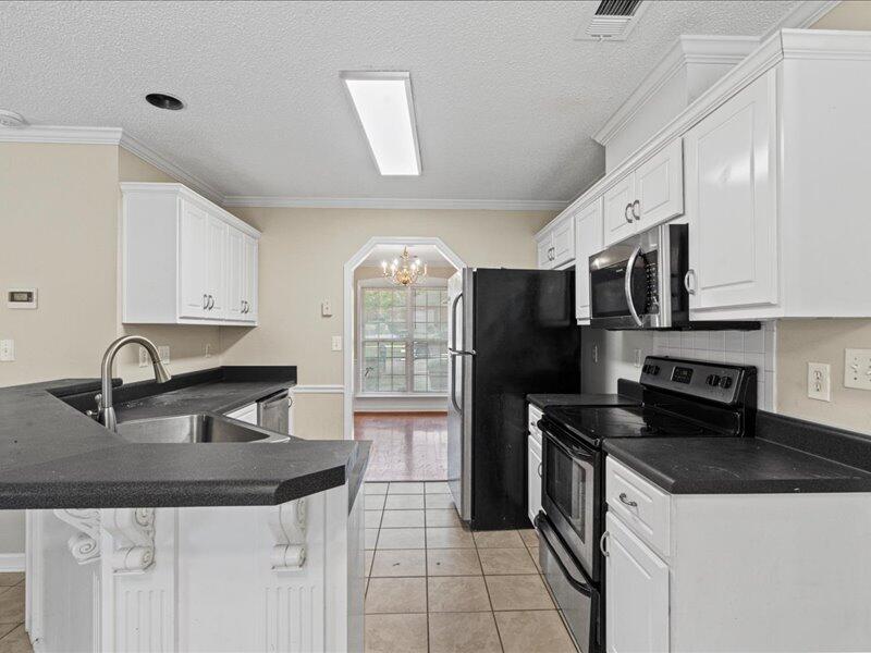 4701 Martha's Way Grovetown, GA 30813 - Photo 11 of 28 10-Kitchen