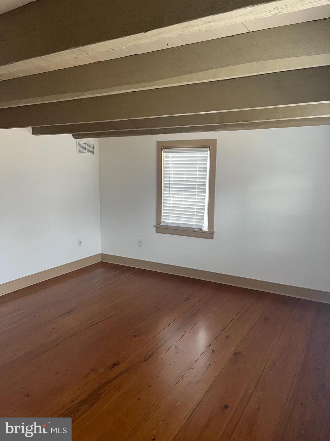 112 Main Street Hamilton, NJ 08620 - Photo 28 of 54 bed # 2