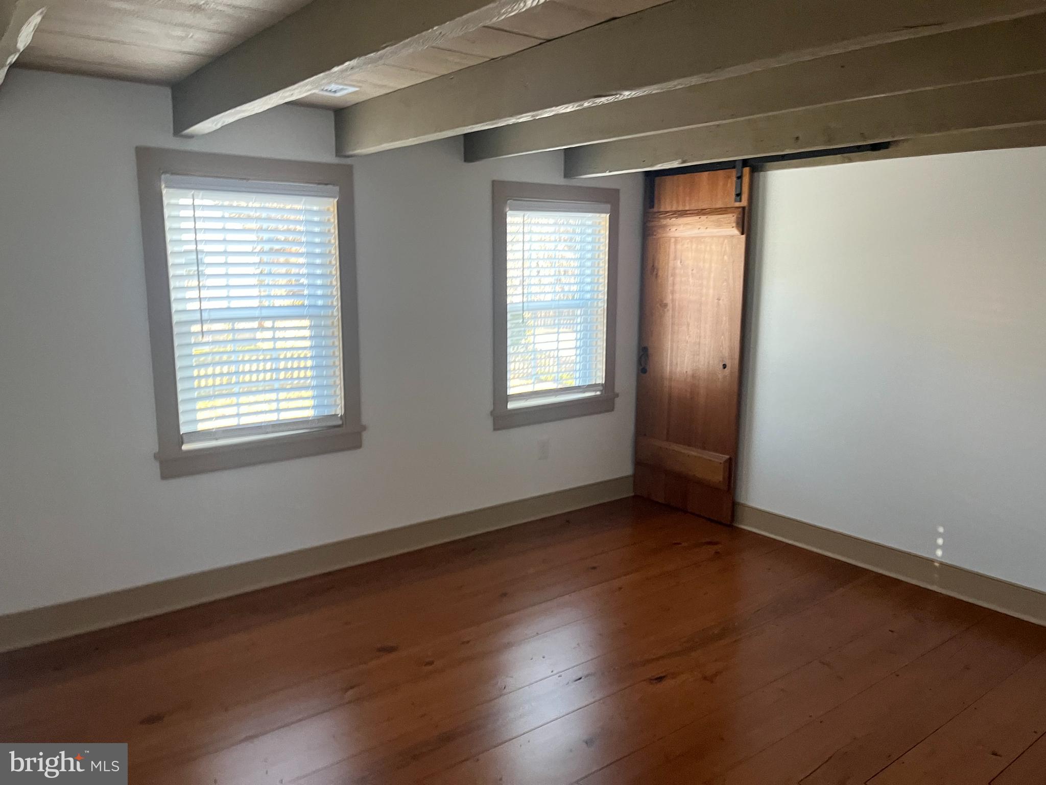 112 Main Street Hamilton, NJ 08620 - Photo 29 of 54 bed # 2