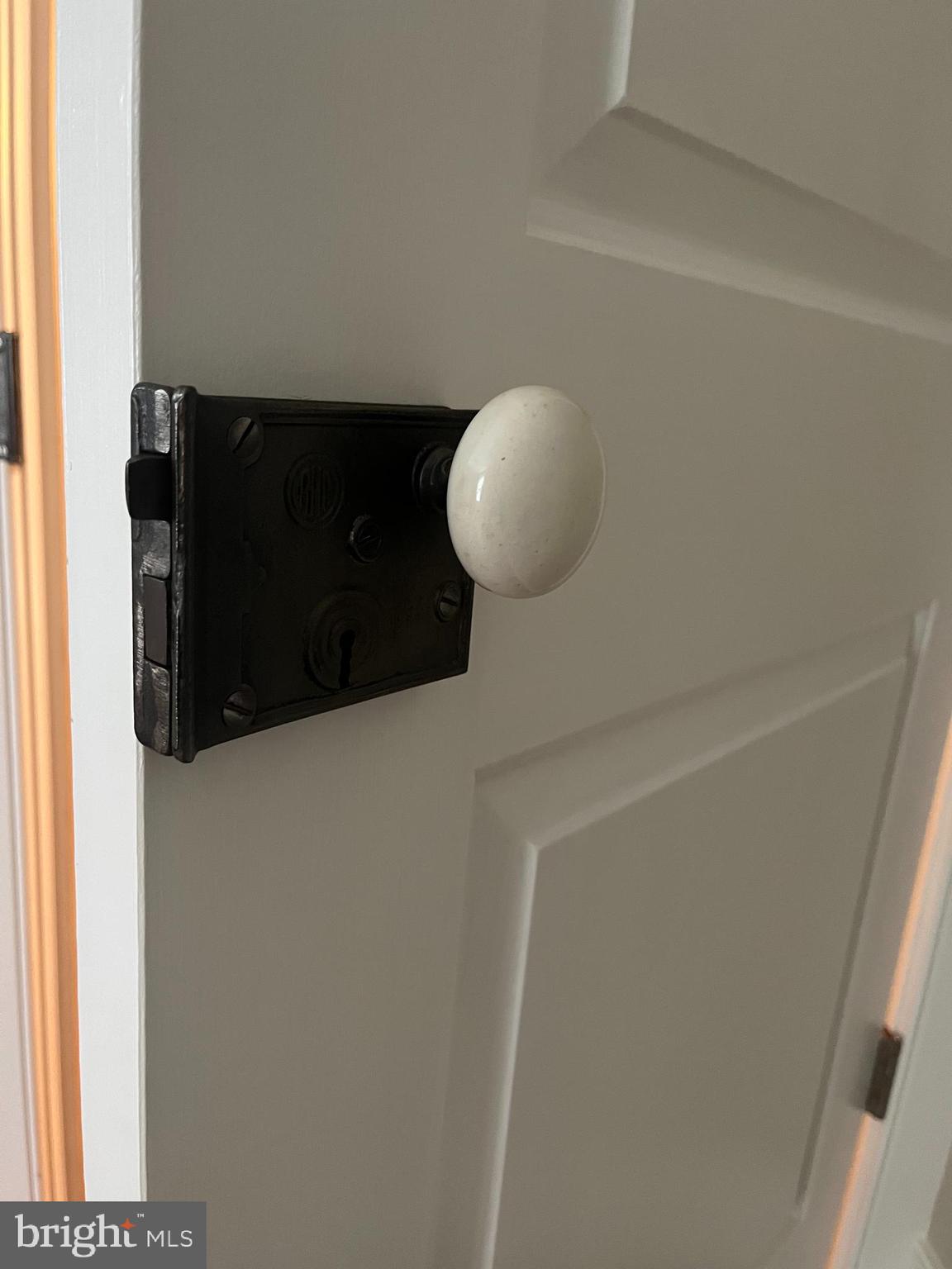 112 Main Street Hamilton, NJ 08620 - Photo 39 of 54