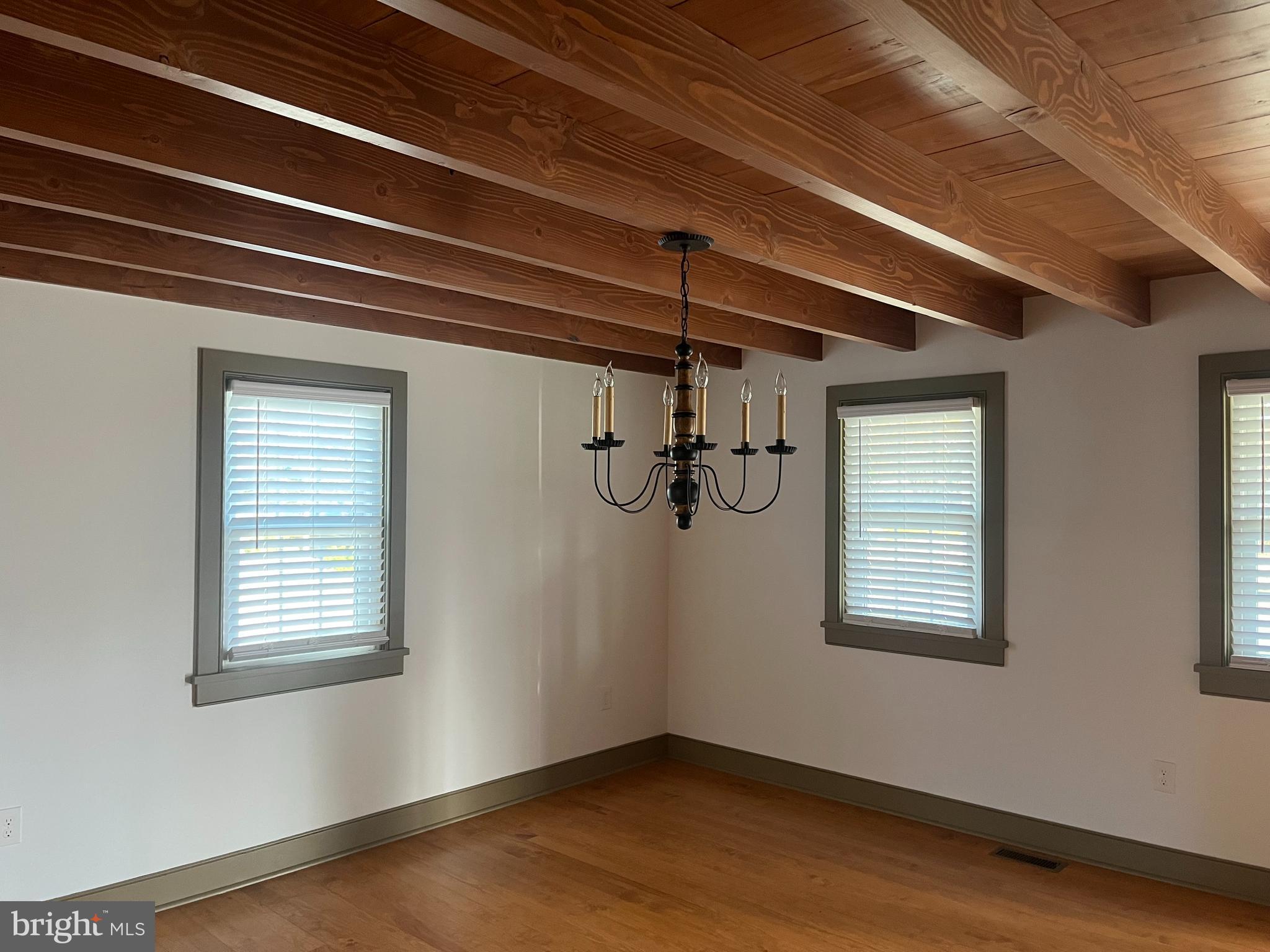 112 Main Street Hamilton, NJ 08620 - Photo 8 of 54