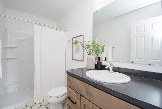 $336,595 | 2408 38th Avenue South, Moorhead, MN 56560