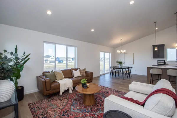 $336,595 | 2408 38th Avenue South, Moorhead, MN 56560