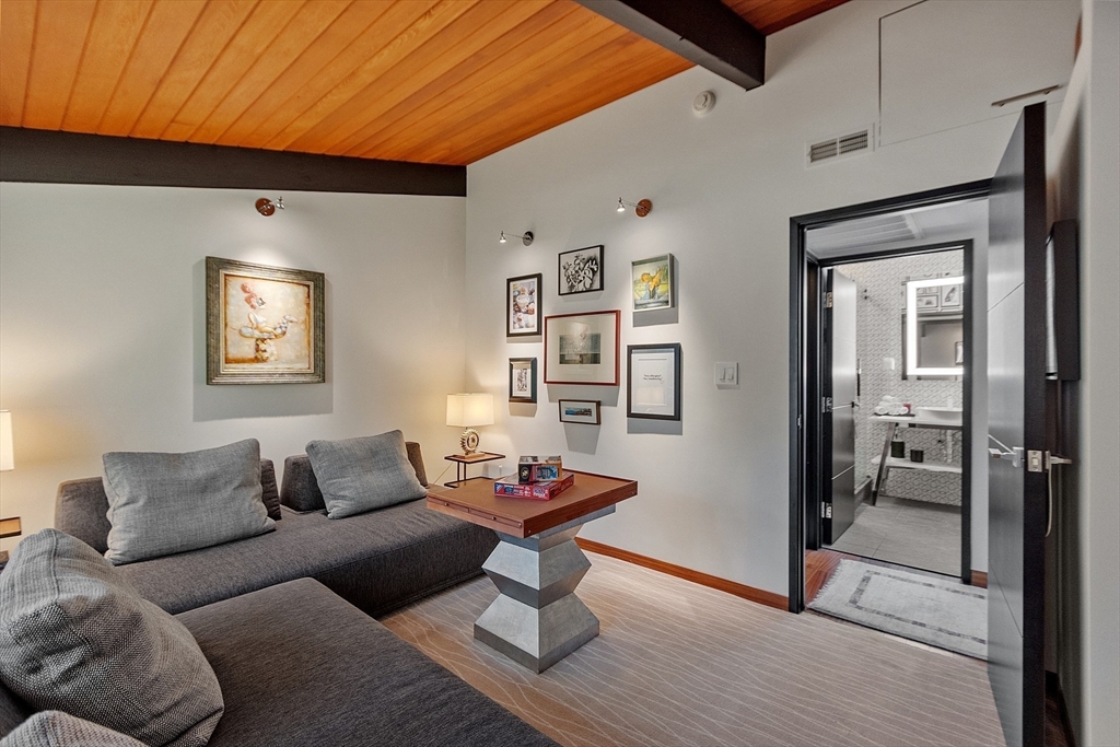 41 Stonehedge Road Lincoln, MA 01773 - Photo 15 of 42