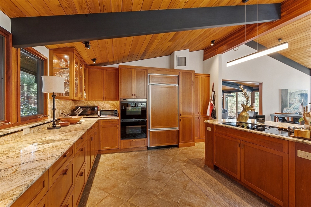 41 Stonehedge Road Lincoln, MA 01773 - Photo 19 of 42