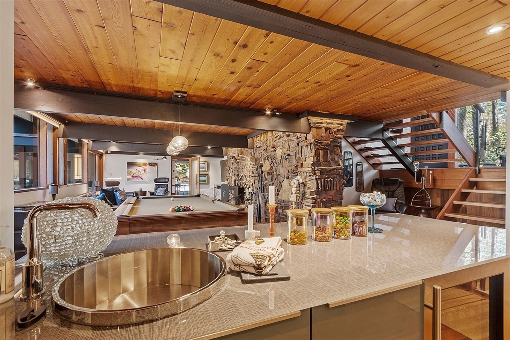 41 Stonehedge Road Lincoln, MA 01773 - Photo 28 of 42