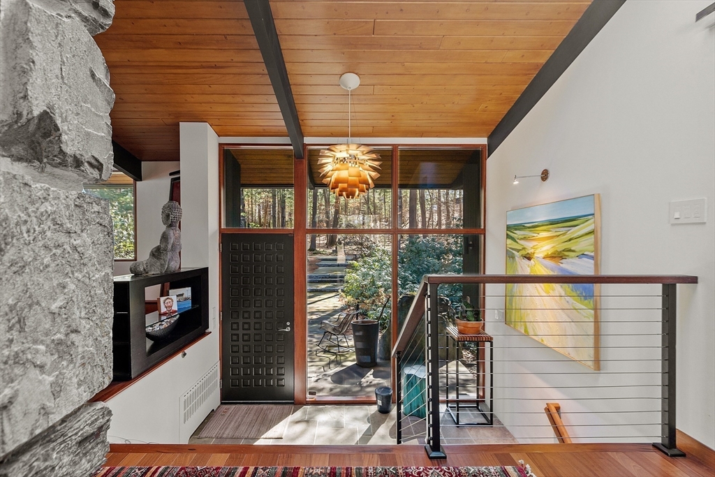 41 Stonehedge Road Lincoln, MA 01773 - Photo 3 of 42