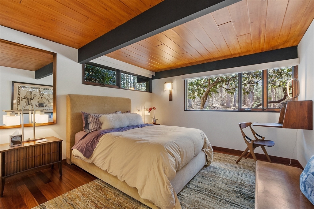 41 Stonehedge Road Lincoln, MA 01773 - Photo 32 of 42