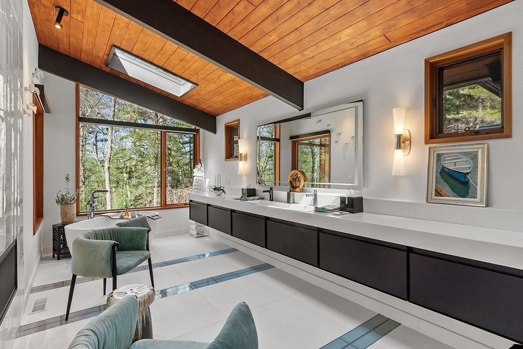 41 Stonehedge Road Lincoln, MA 01773 - Photo 10 of 42