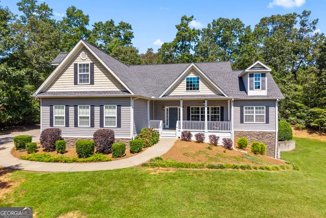 $618,500 | 268 Northwoods Dr Mount, Mount Airy, GA 30563