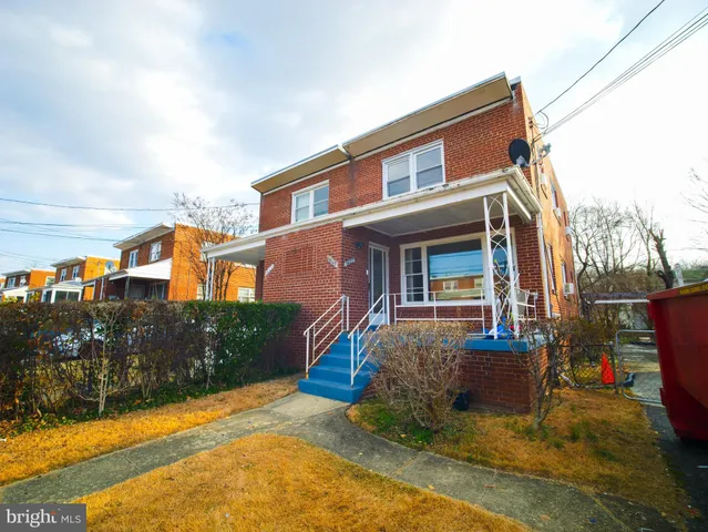 $299,900 | 6627 24th Place, Hyattsville, MD 20782