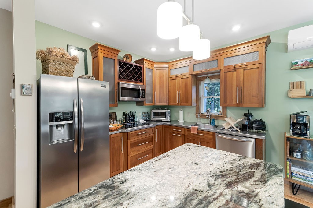 386 Springfield Hill Road Middlefield, NY 13326 - Photo 13 of 44 Gallery Image 13