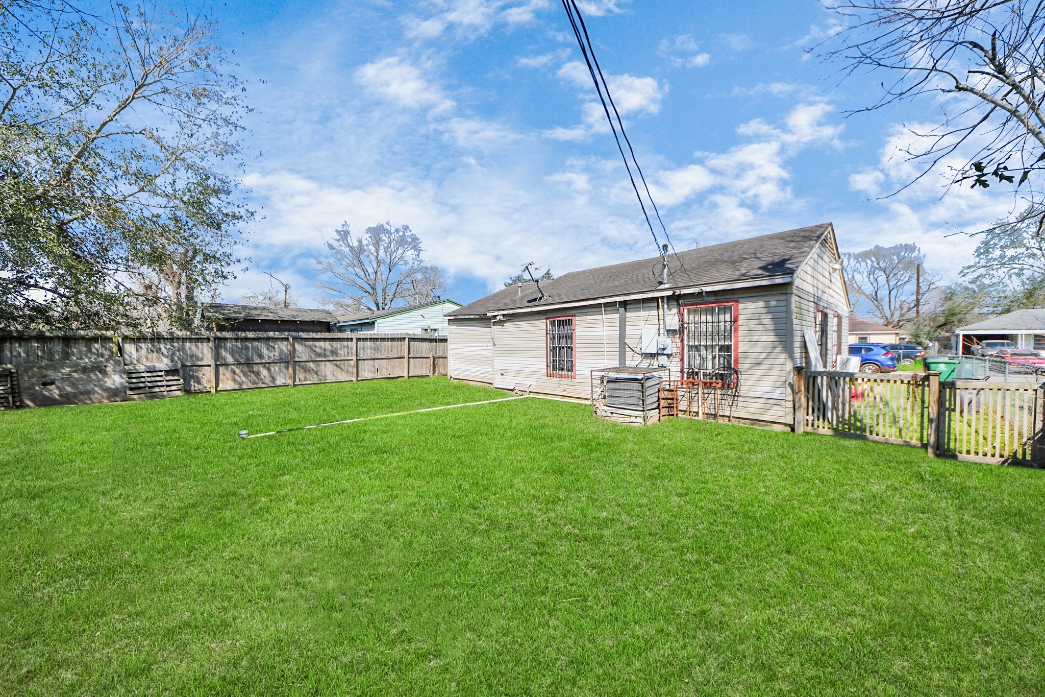 4926 Van Fleet Street Houston, TX 77033 - Photo 4 of 11 picture professionally enhanced