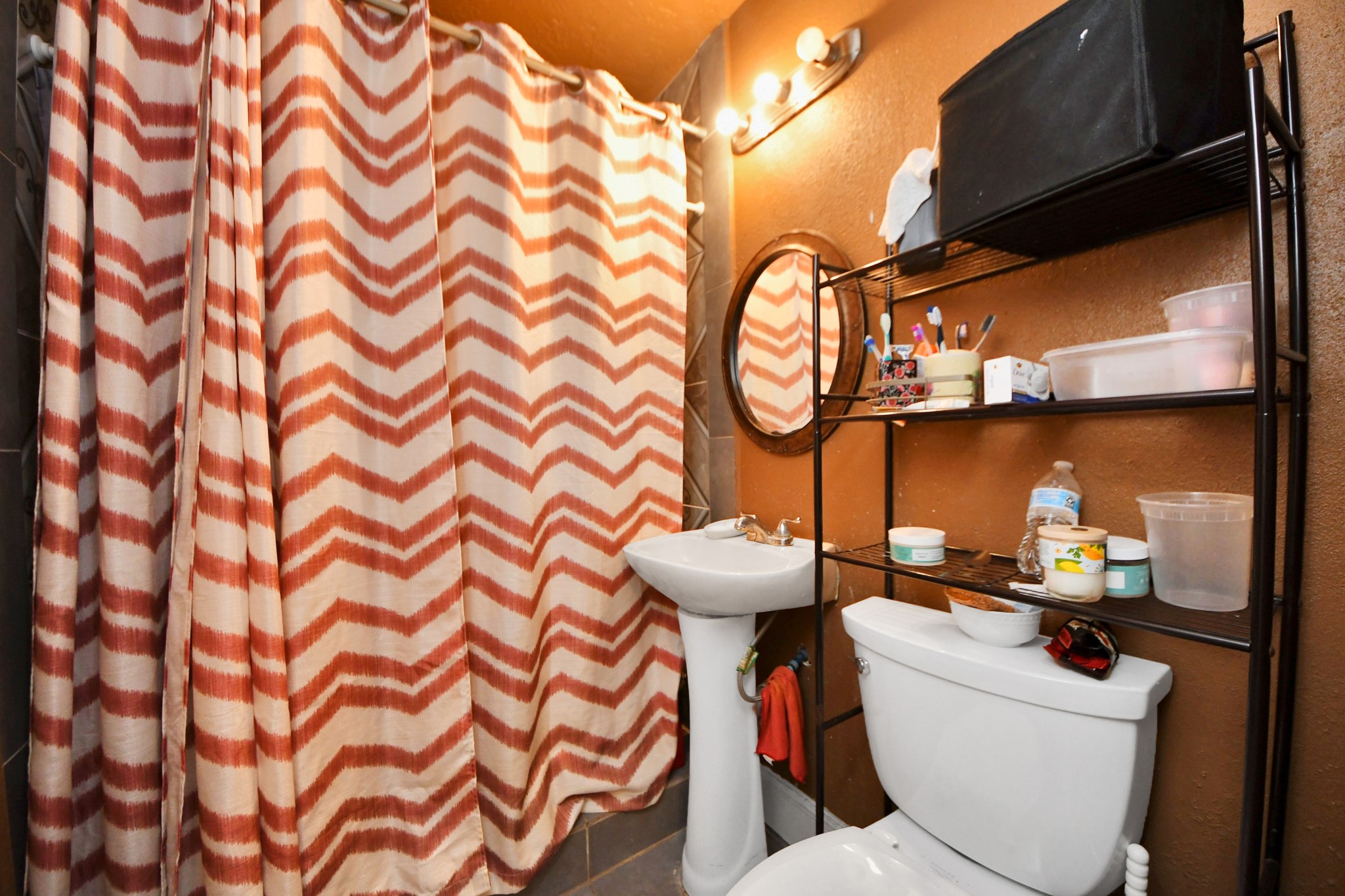 4926 Van Fleet Street Houston, TX 77033 - Photo 8 of 11