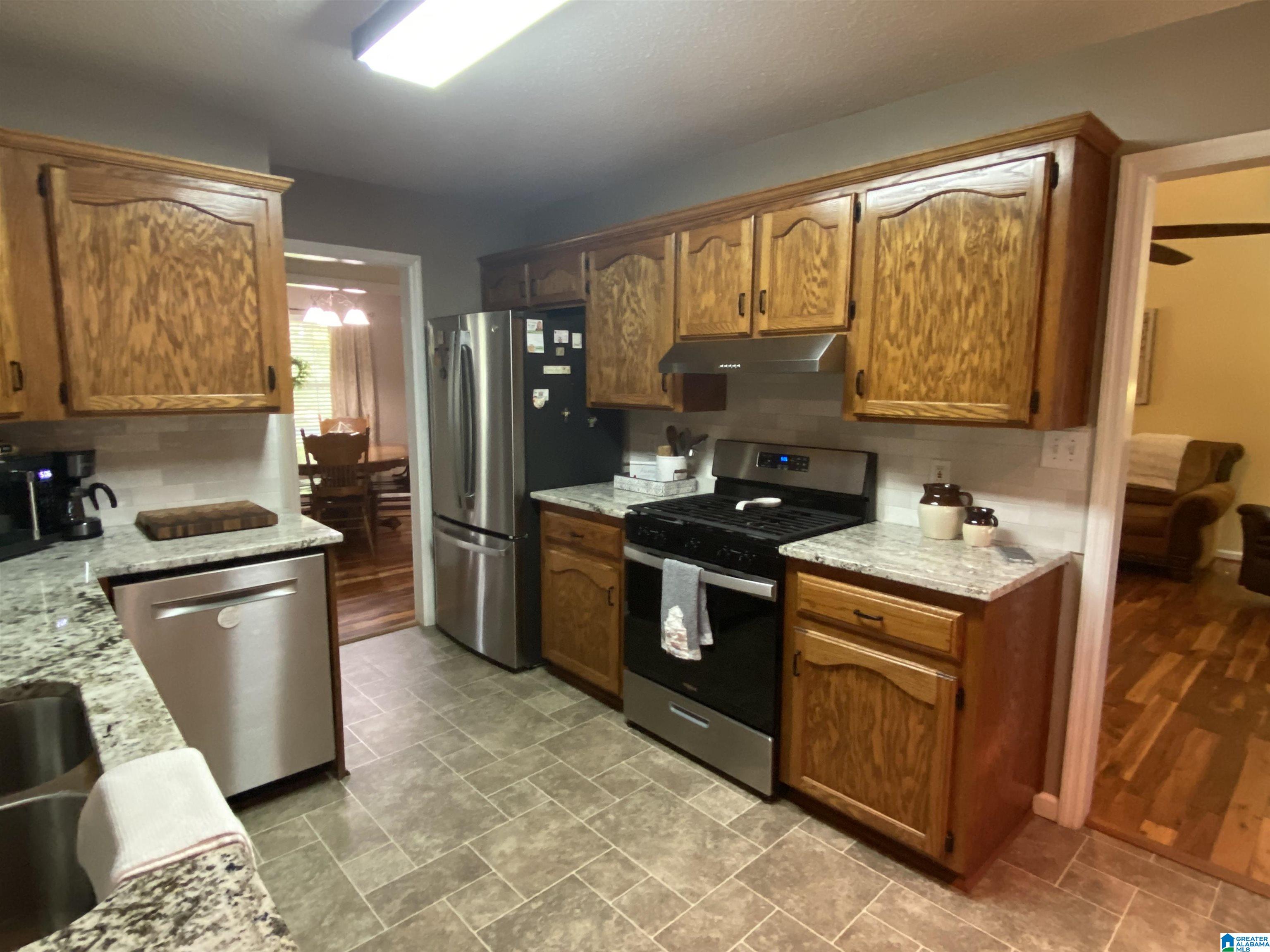 13634 Lisa Drive McCalla, AL 35111 - Photo 15 of 39