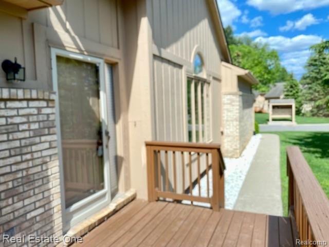 21951 Lancrest Court, Unit 294 Farmington Hills, MI 48335 - Photo 8 of 43